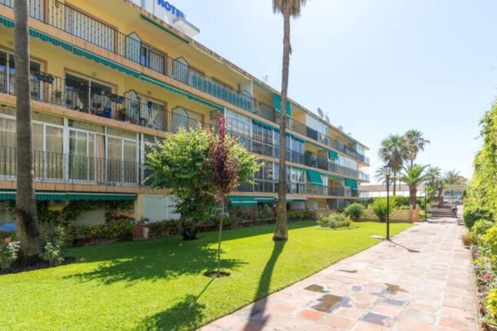 Beach Studio Torremolinos Exterior photo